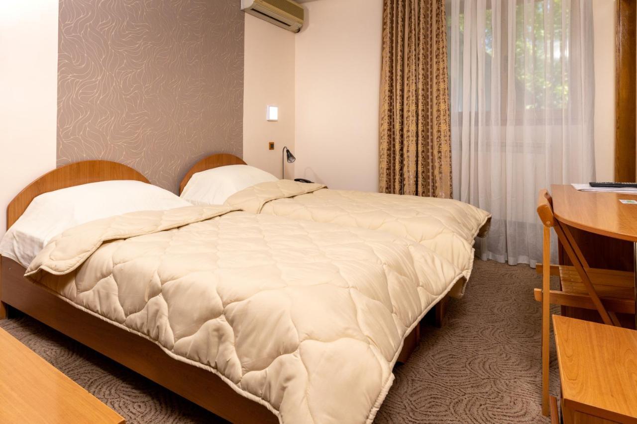 Hotel Kanet Skopje Eksteriør bilde