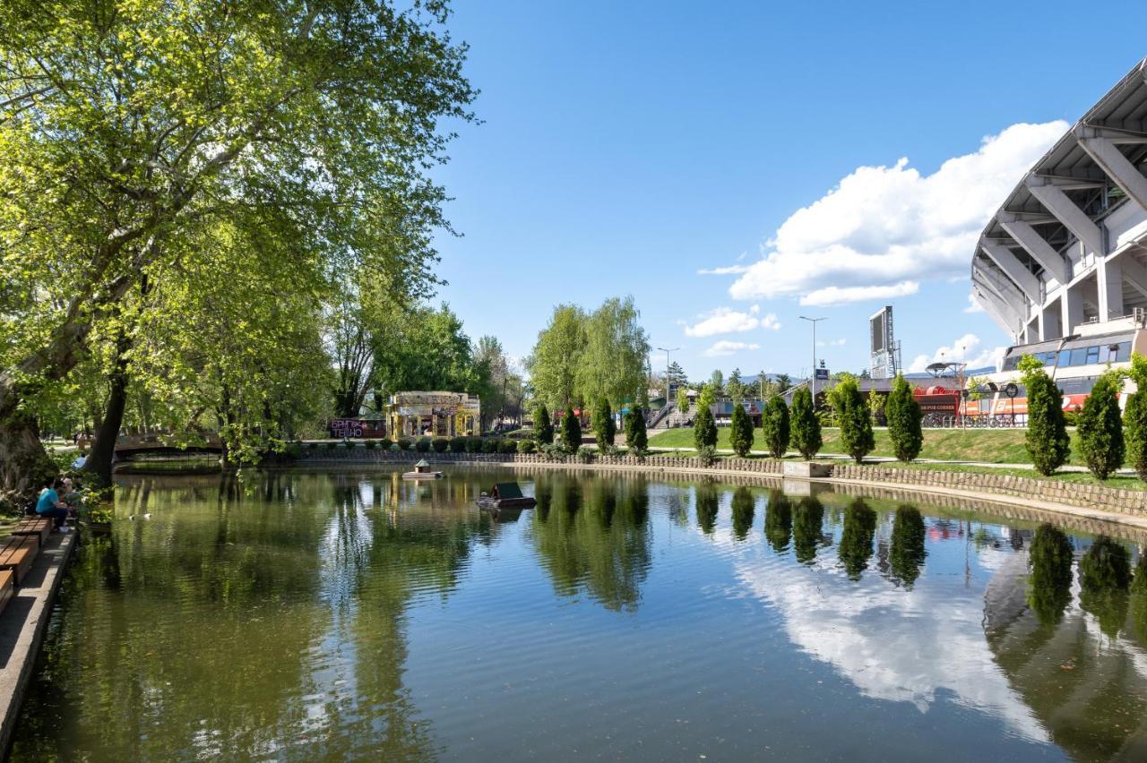 Hotel Kanet Skopje Eksteriør bilde