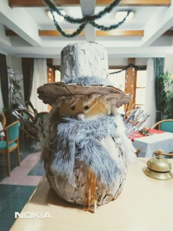 Hotel Kanet Skopje Eksteriør bilde