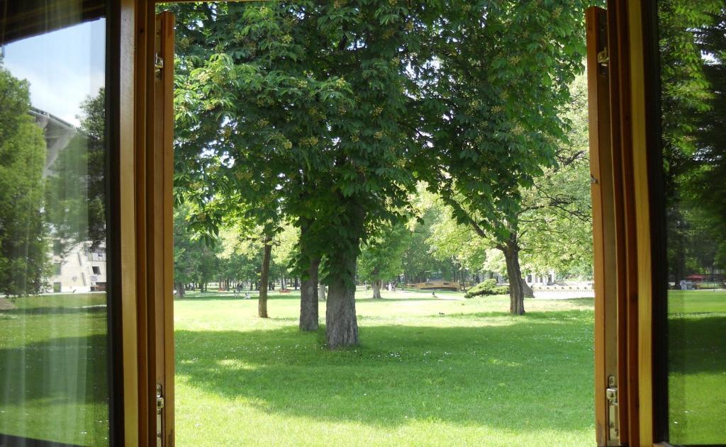 Hotel Kanet Skopje Eksteriør bilde